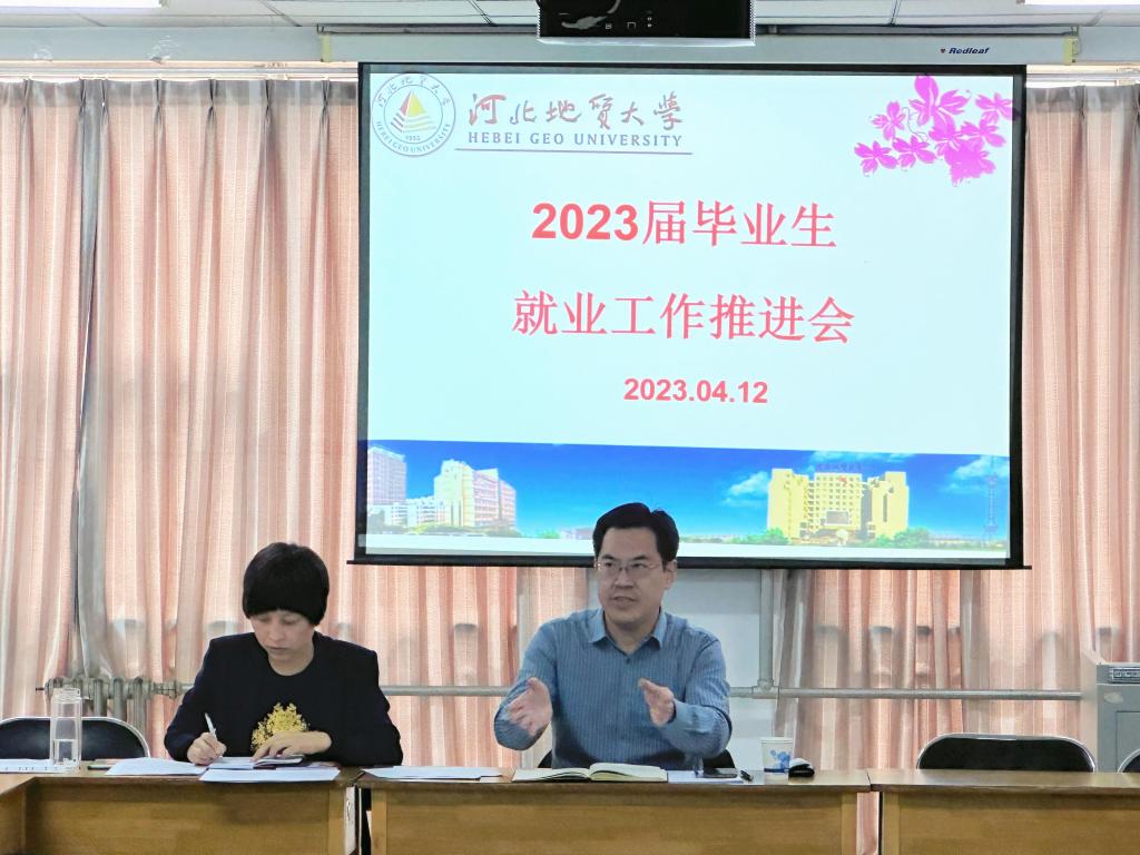 赵校长讲话.jpg 赵校长讲话.jpg