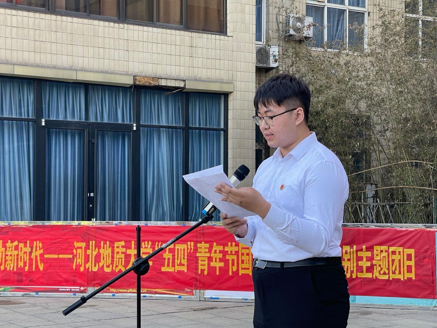 微信图片_20220504101110.jpg 微信图片_20220504101110.jpg