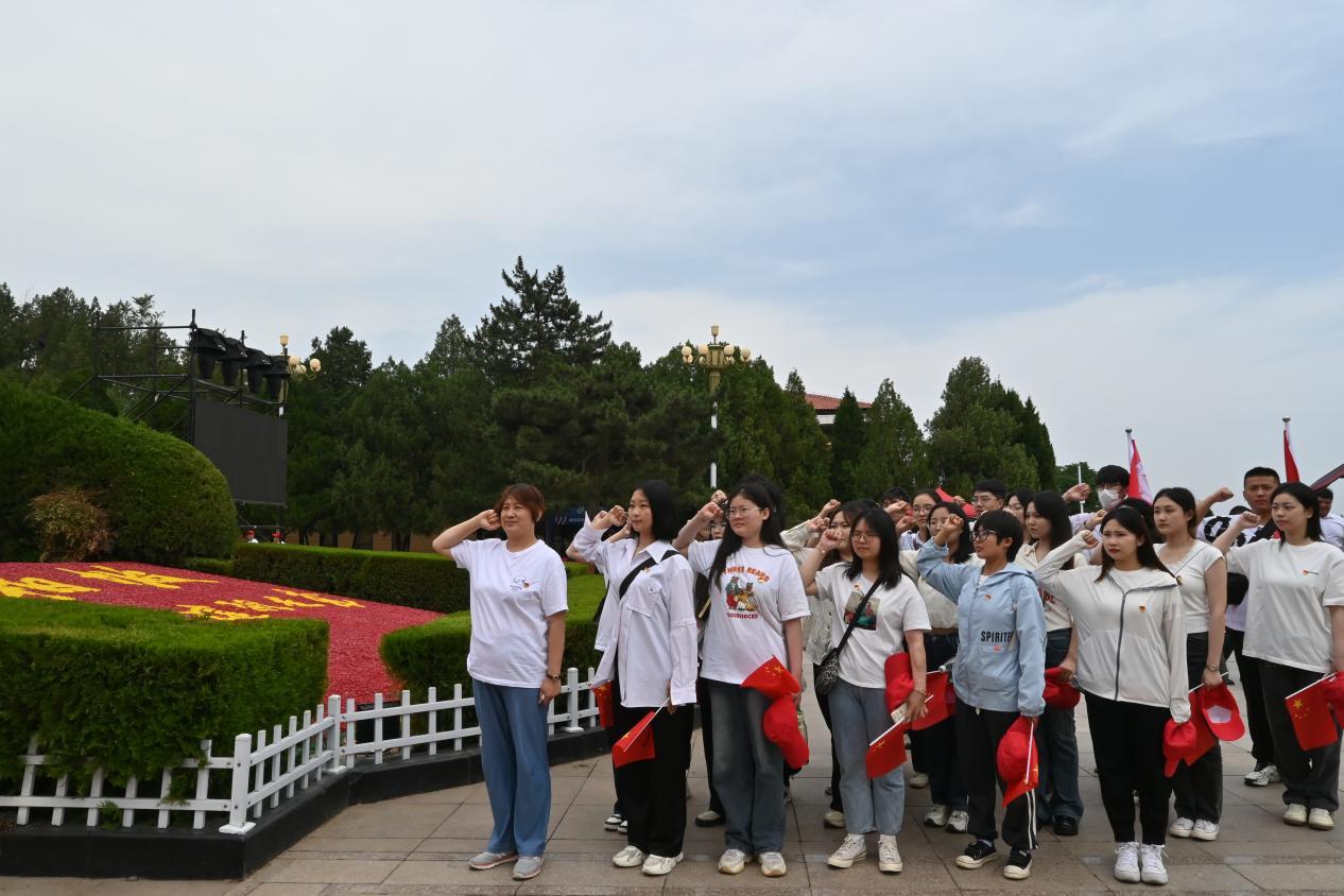 图片2.png 图片2.png