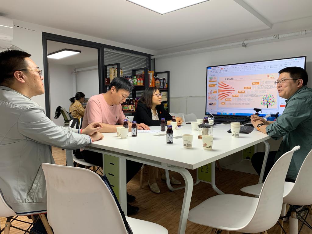 b8e678b76d760f66611bd685f9f32d3.jpg b8e678b76d760f66611bd685f9f32d3.jpg